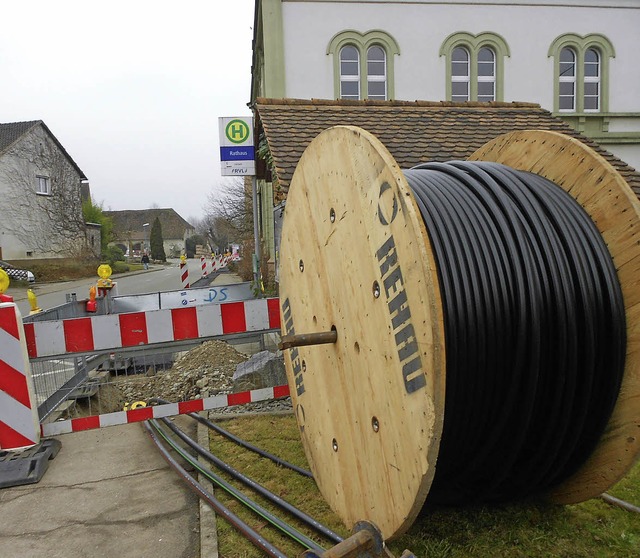 In Egringen sind die Leerrohre verlegt, jetzt geht es in Istein weiter.   | Foto: vl