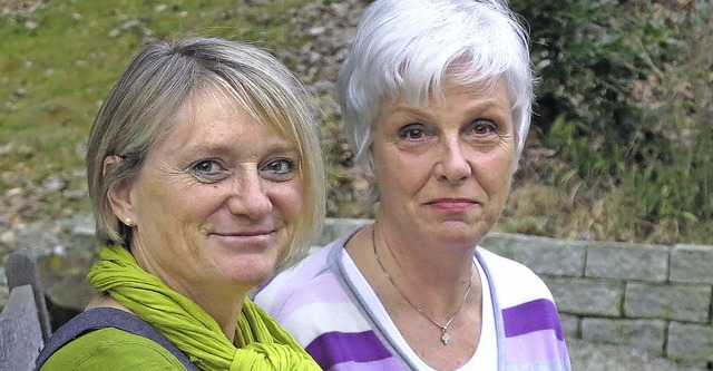 Petra Stegen (rechts) ist seit der Gr...dabei:  Schriftfhrerin Gisela Bayer.   | Foto: Dorothee Philipp