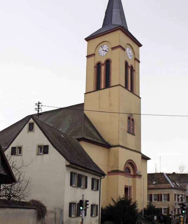 In den katholischen Kirchengemeinden d...igt die Johanneskirche in Oberrotweil.  | Foto: herbert trogus