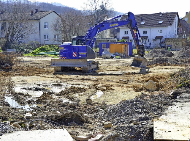 Noch wird bei strahlendem Sonnenschein...nichts mehr an die Baustelle erinnern.  | Foto: Paul Schle