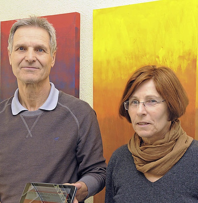 Rektor Wolfgang Klingenfeld und Konrek...n Tr am Meret-Oppenheim-Schulzentrum.  | Foto: Robert Bergmann