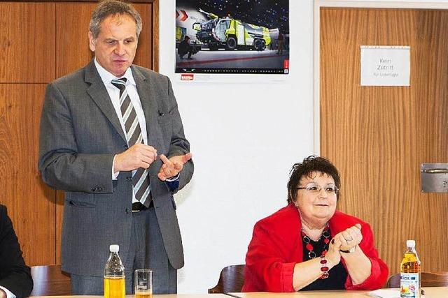 Minister Gall sprach in Waldkirch mit Rettungsorganisationen