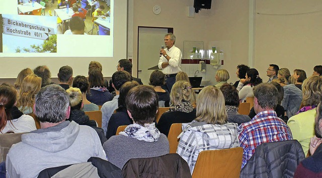 Gastreferent Hans-Joachim Brner, Schu...lingen, berzeugte mit Wort und Bild.   | Foto: Adelbert Mutz