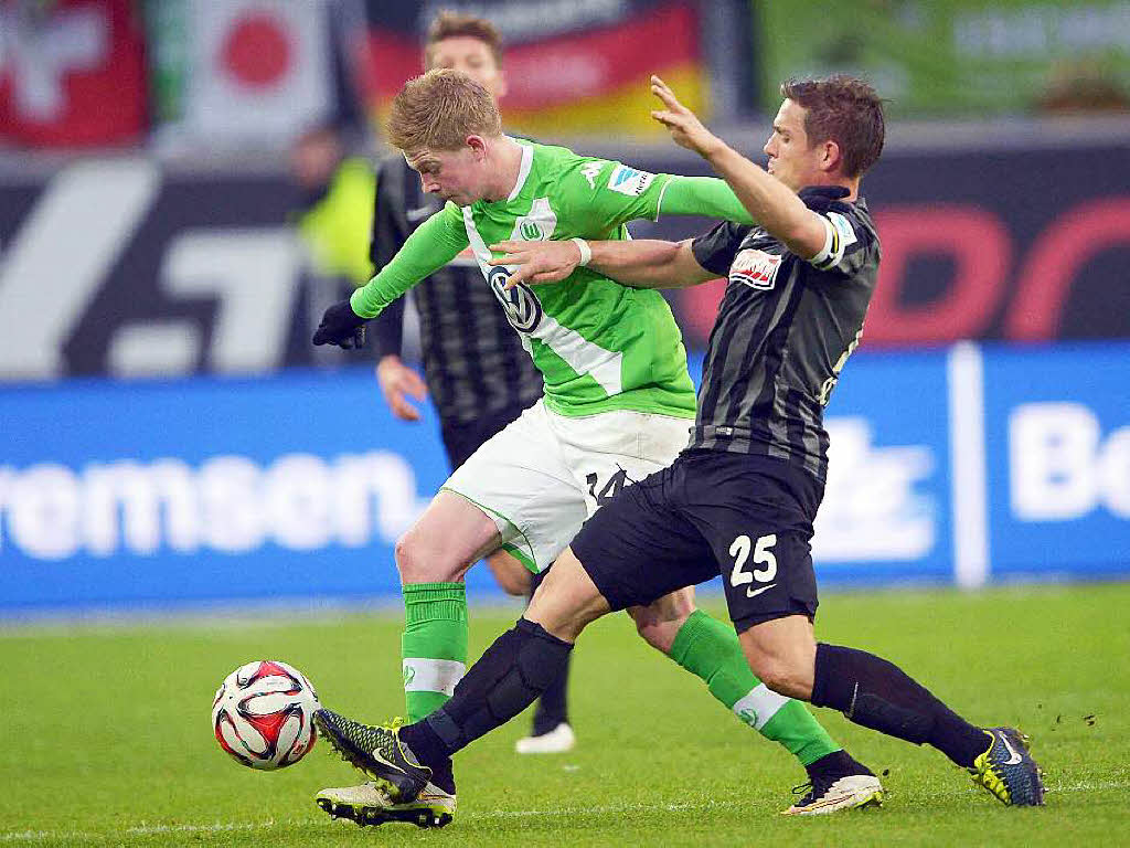 Der SC Freiburg verliert nach einer schwachen Partie in Wolfsburg mit 0:3.