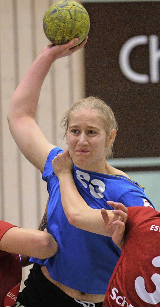HSG-Spielerin Tanja Papke beweist Durchsetzungsvermgen.  | Foto: AKe