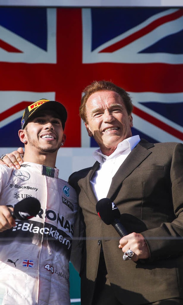 Hasta la vista, Baby: Der sterreicher...tt mit dem Englnder  Lewis Hamilton.   | Foto: dpa