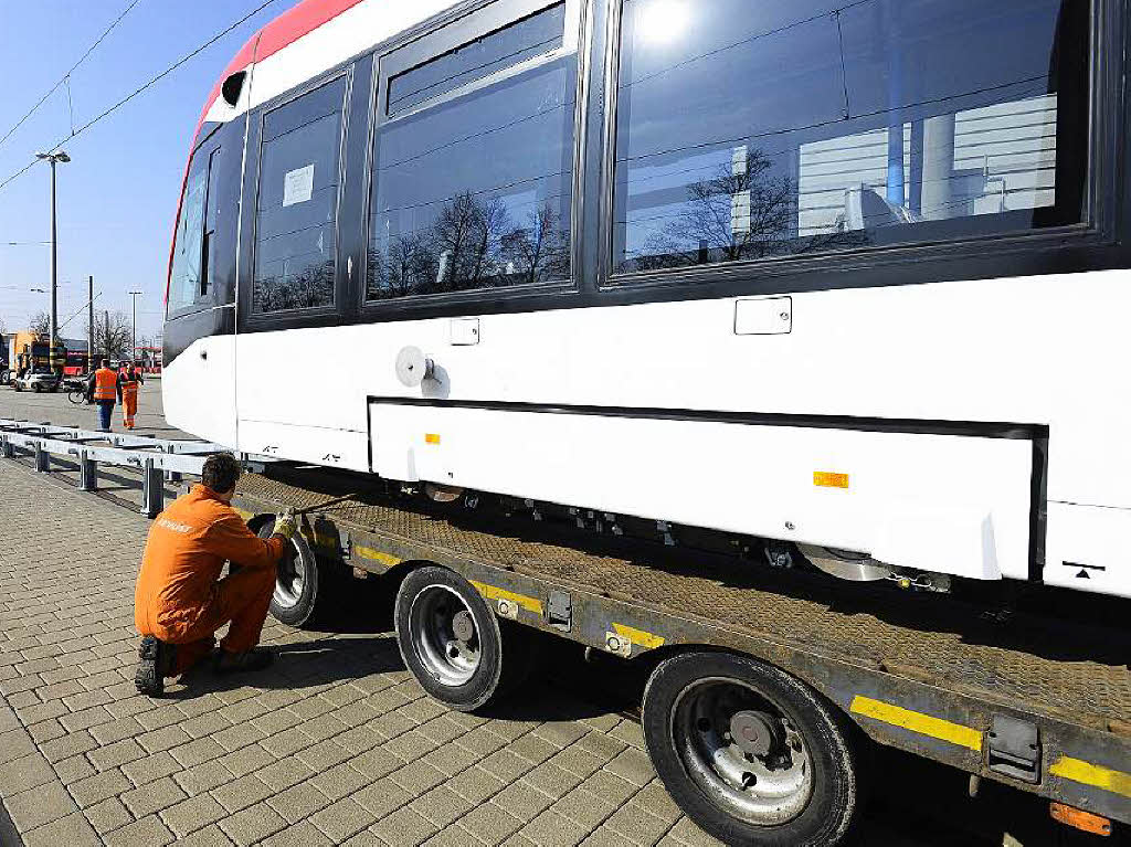 Der erste Urbos ist in Freiburg angekommen.