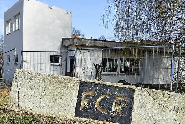 Das alte FC-Clubheim wird abgerissen