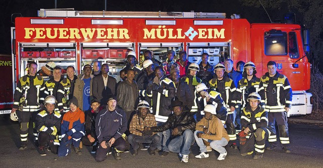 Das gegenseitige Kennenlernen stand be...fen in der Feuerwache im Vordergrund.   | Foto: Volker Mnch