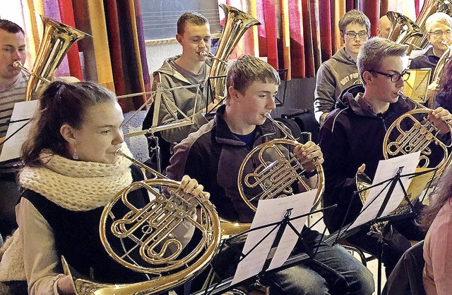 Der Musikverein Urberg hat sich unter ...n Jahreskonzert am Samstag vorbereitet  | Foto: verein