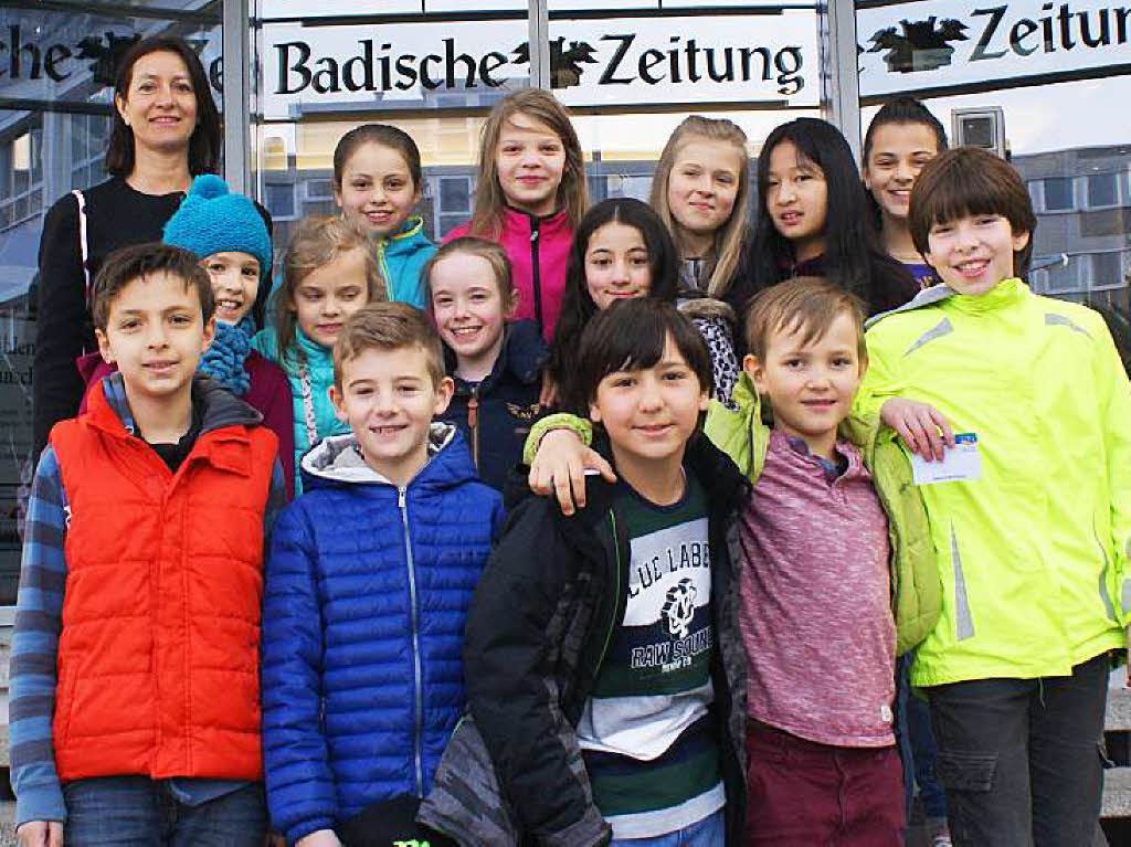 Die Klasse 4a der Karlschule Freiburg mit ihrer Lehrerin Frau Anna Mossemann