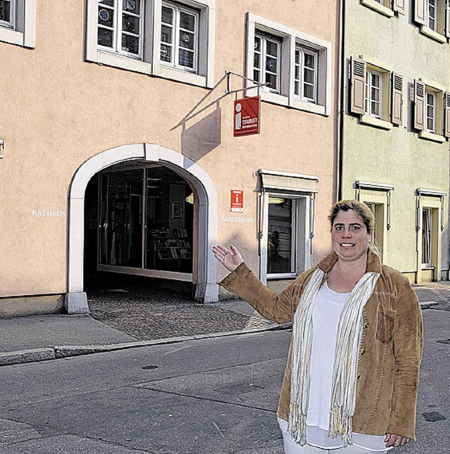 Hier geht&#39;s rein: Die Fensterfront...mation liegt jetzt an der Wallstrae.   | Foto: Martin