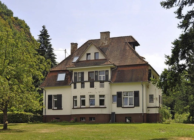 Thema in der Brgerversammlung war auch die Villa Dornrschen.  | Foto: Rainer Ruther