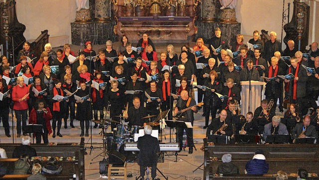 <Text>80 Snger, 20 Musiker und eine S...olles Jazzkonzert in Endingen. </Text>  | Foto: K. Stnder