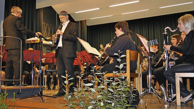Klarinettensolo von Michael Heitzler b...Konzert mit der Musikkapelle Kollnau.   | Foto: Andrea Kurz