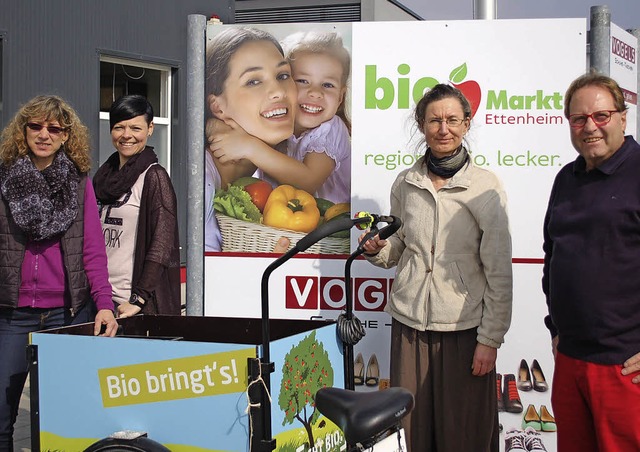 Sylvie Wieber, Sarah Haas, Anke Vogel ...es Biomarkts in  der Tullastrae ein.   | Foto: Ulrike Strter