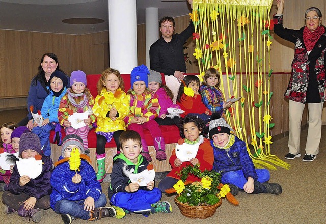 Bunt haben die Kindergartenkinder das ...es Gastes in Hchenschwand gestaltet.   | Foto: Stefan Pichler