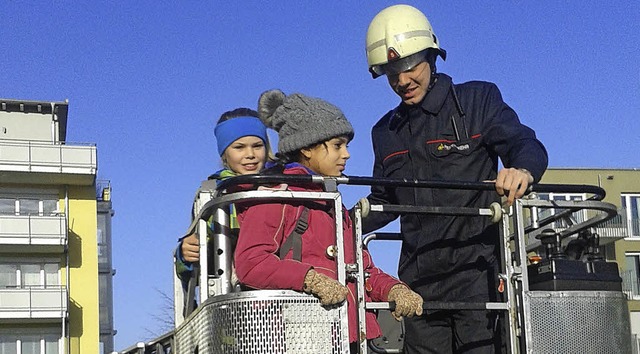 Fahrt gen Himmel auf der Feuerwehrleiter   | Foto: Privat