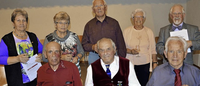 Die Geehrten des Alemannischen  Chorve...Zimmermann (60 Jahre Mitgliedschaft).   | Foto: Georg Diehl