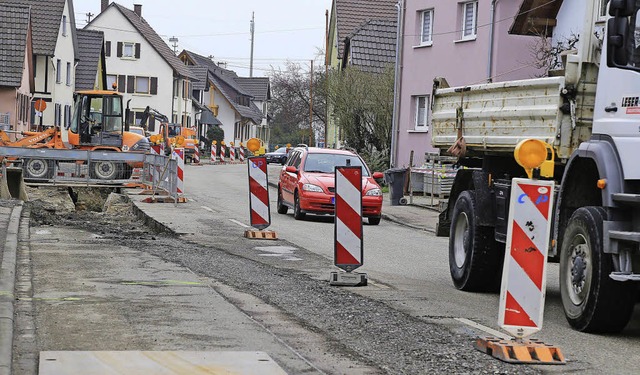 Der Arbeiten liegen im Zeitplan, der e...schnitt soll im November fertig sein.   | Foto: sandra decoux-kone