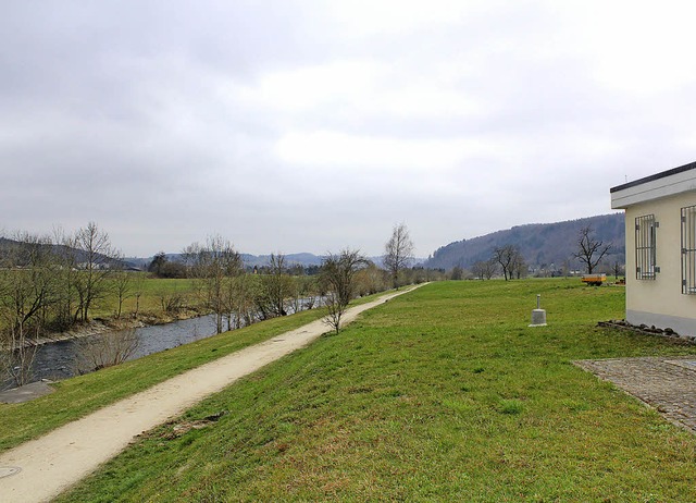 Standort des RB Krummatt: Hier, zwisc... der beiden Regenklrbecken entstehen.  | Foto: Anja Bertsch