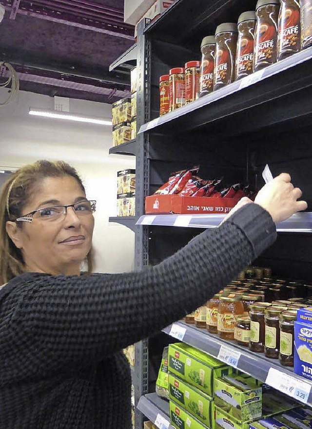 &#8222;Wir lassen uns nicht einschcht...halie Touitou im jdischen Supermarkt   | Foto: Neubauer