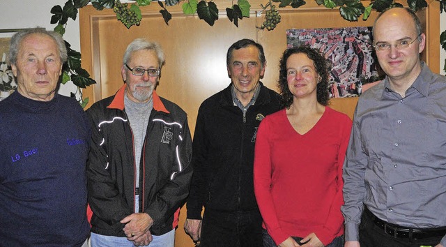 Senioren, die das sportliche Geschehen...Ottmar Heiler, Elke und Thomas Pleil.   | Foto: zvg