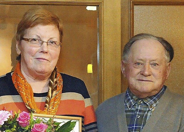 Ehrenmitglieder Elfriede Fischer und Hans Irion   | Foto: wolfgang knstle