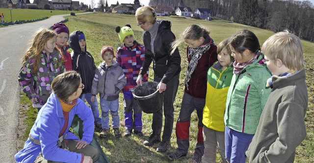 Die Nabu-Kindergruppe von Naturpdagog...eine von Samstag auf Sonntag gerettet.  | Foto: sandhya hasswani