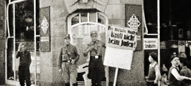 SA-Mitglieder bei der Durchsetzung des...pro>STADTARCHIV LAHR</BZ-FotoNurRepro>  | Foto: Frderverein ehemalige Synagoge Kippenheim