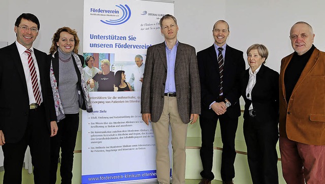 Erffneten die erste Schler-Gesundhei... Heide-Erika Weber und Reinhard Jger.  | Foto: Klinikum