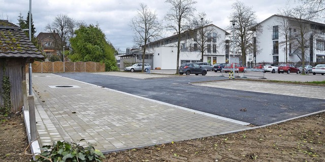 Platz fr Kleinkunst und Kultur: der neue Parkplatz  hinter Rewe und Rathaus    | Foto: Markus Maier