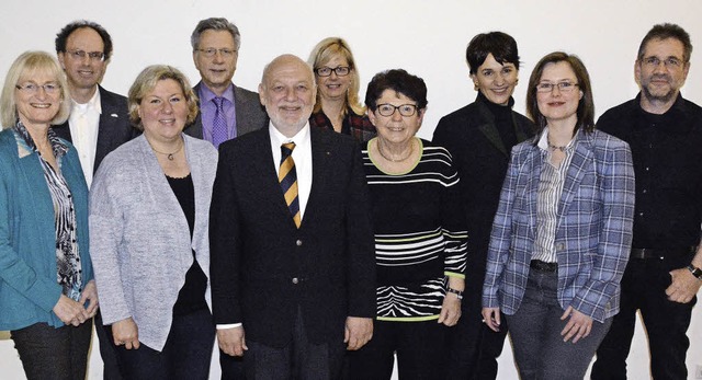 Vorstand (von links): Eva-Maria Bozenh...e Smit, Julia Lindner, Peter Reinacher  | Foto: Hannes Lauber
