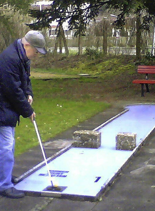 Alles bereit fr den Abschlag: Am heut...mann in Wehr die neue Minigolfsaison.   | Foto: Ilona Kunzelmann