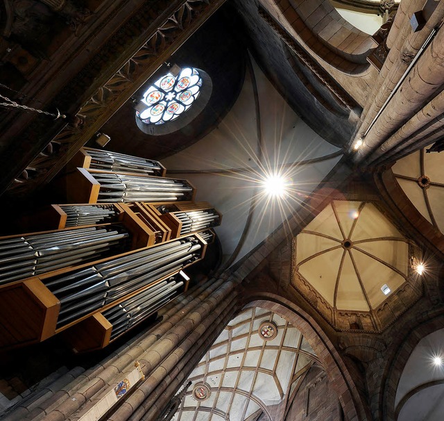 <BZ-SoloBild></BZ-SoloBild>Blick nach oben: Orgel im Mnster   | Foto: Ingo Schneider
