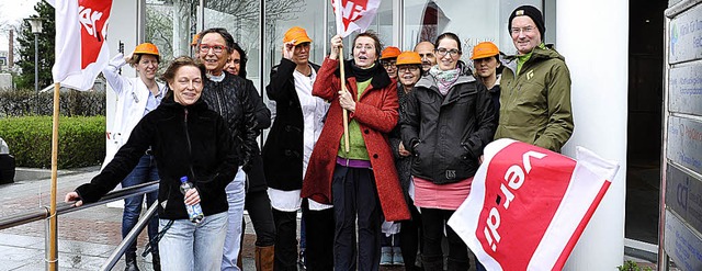 Sie fordern ihr Geld: Klinikbeschftigte beim Protest.   | Foto: Thomas Kunz