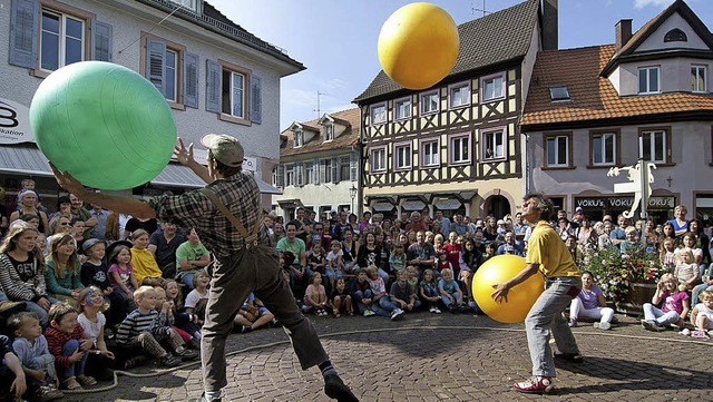 Artisten und Straenknstler hautnah b...gartigen Veranstaltung in der Region.   | Foto: ARCHIVFOTOS: STEFAN MERKLE