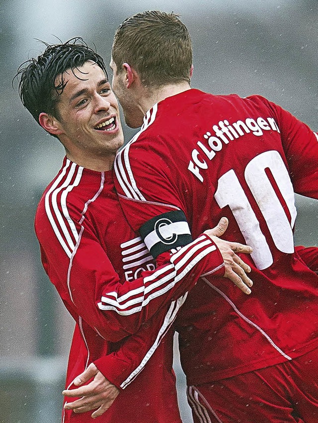 Freudensprnge am Karsamstag: Lffinge...s im Heimspiel gegen den Hegauer FV.    | Foto: wolfgang scheu