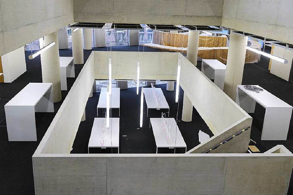 Blick von einem Lesesaal in den daruntergelegenen. (Foto: Rita Eggstein) Blick von einem Lesesaal in den daruntergelegenen. (Foto: Rita Eggstein)