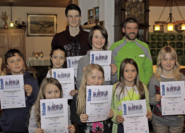 Der Ski-Club Bubenbach ehrte die Teiln...arco Rohrer, Anana Schne, Arnt Knig.  | Foto: Gert Brichta