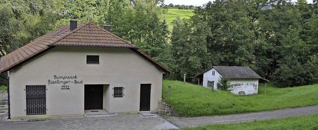 Das Pumpwerk im Riedlinger Bad ist wei...Thalliumbelastung vom Netz abgehngt.   | Foto: Markus Maier