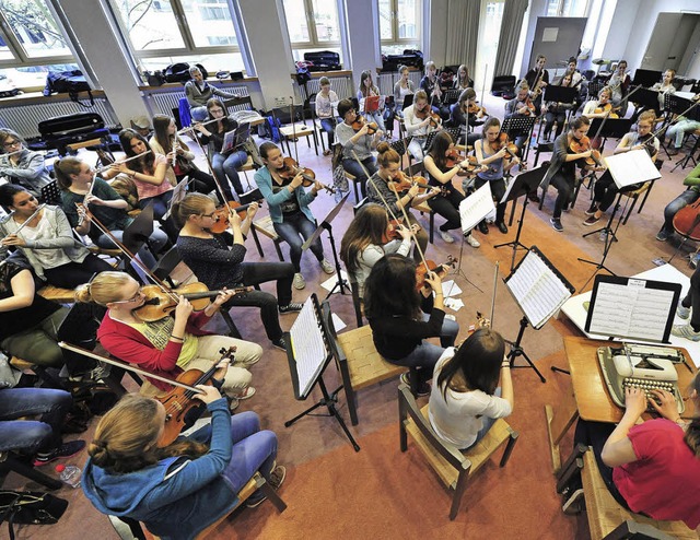 Viel Musik &#8211; und eine Schreibmaschine vom Laden nebenan.  | Foto: kunz