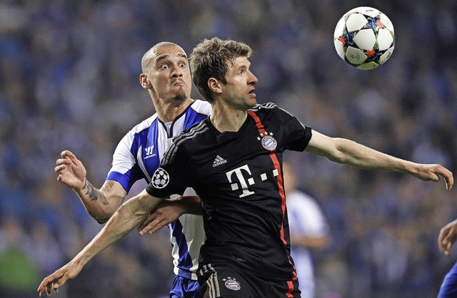 Sehr fokussiert war der FC Porto (hier...egen Thomas Mller und dessen Bayern.   | Foto: AFP