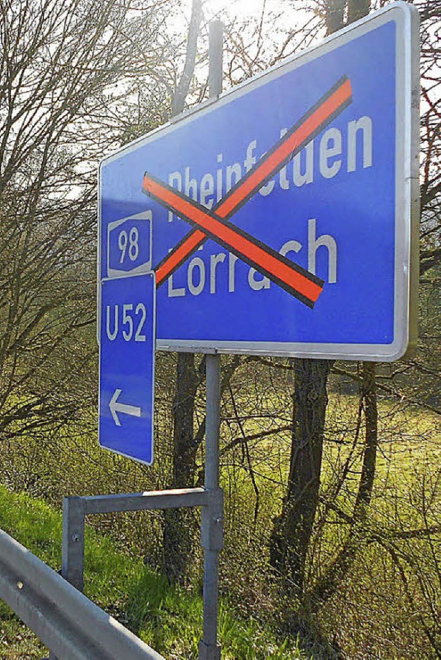 Von Montag an ist das Autobahndreieck Weil Richtung Rheinfelden gesperrt.   | Foto: Victoria Langelott