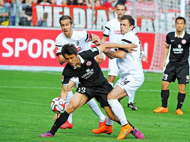 Nach 1081 Minuten hat Admer Mehmedi wieder ein Bundesligator erzielt.  | Foto: Michael Heuberger