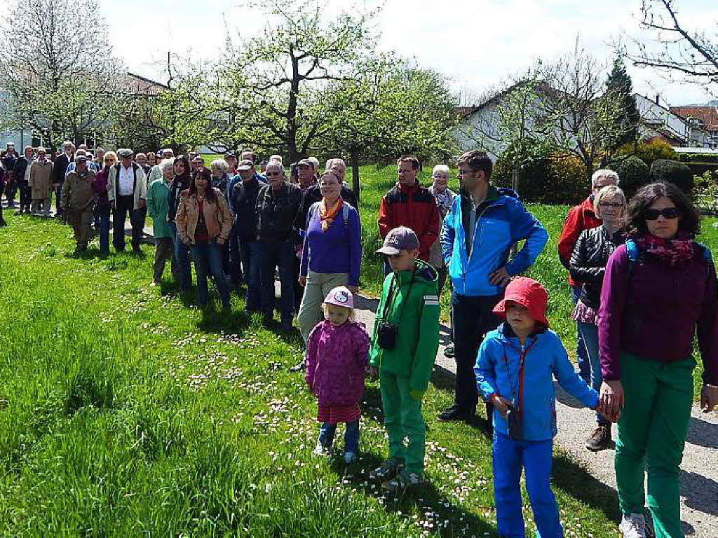 Einen spannenden und informativen Spaziergang erlebten die Teilnehmer bei der Dorffhrung durch Nollingen.