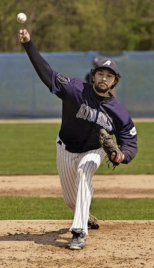 Starker Auftritt: Mit Pitcher Janos Da...g gegen die Heidenheim Heidekpfe II.   | Foto: Widmann