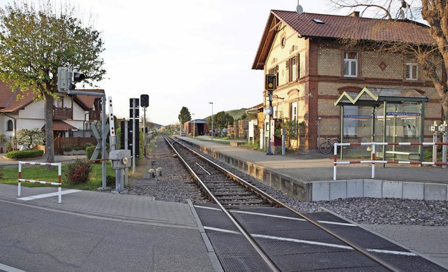 Der geplante Ausbau des Bahnhofs in Je...uf heftigen Widerstand bei Anwohnern.   | Foto: Haberer