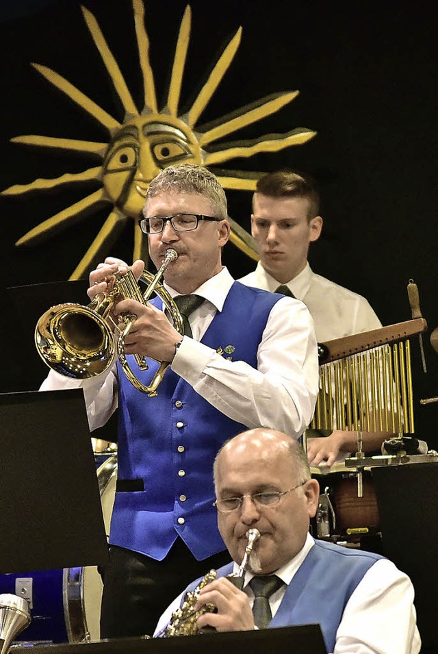 Uwe Ketterer berzeugte bei seinem Flgelhorn-Solo.   | Foto: Hans Meidhof