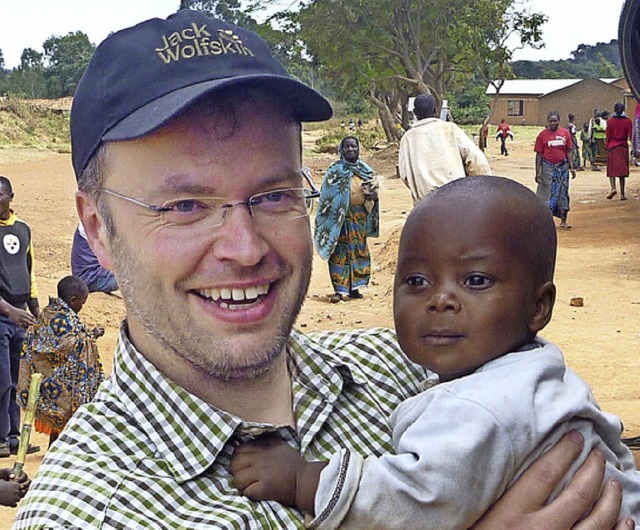 Jrgen Bartler aus Gschweiler half be...habend bei den Gschweiler Landfrauen.  | Foto: Privat